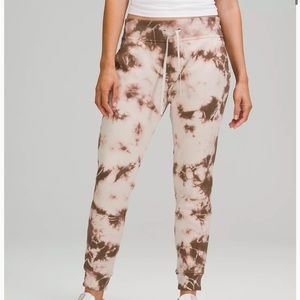 Lululemon pants excellent quality